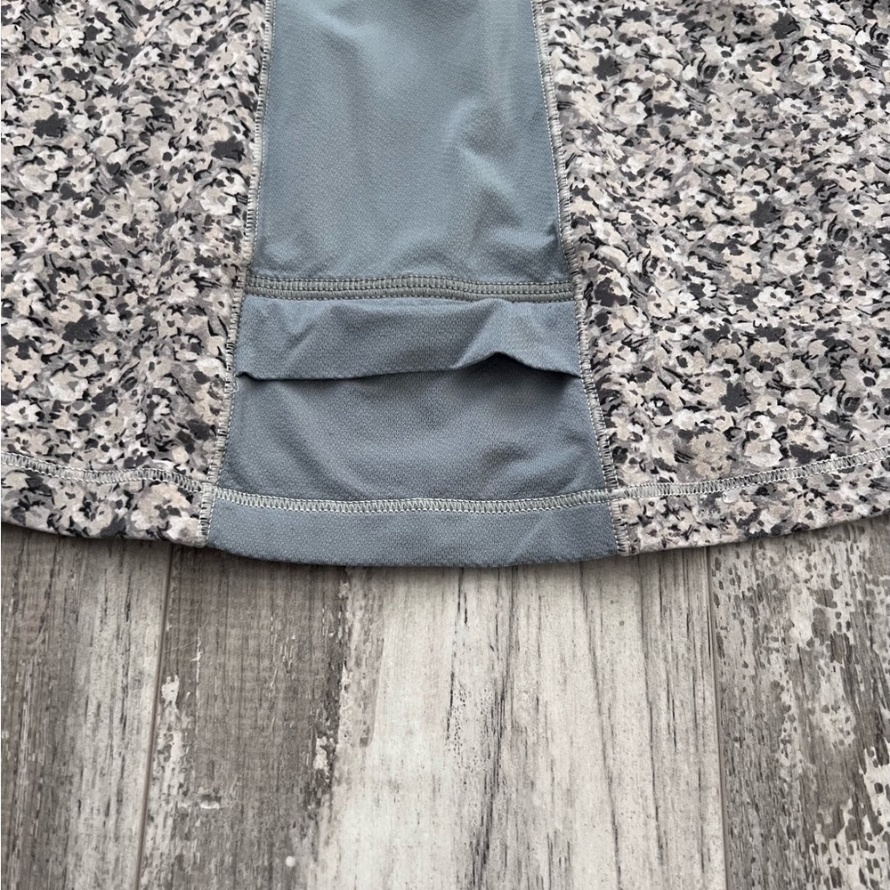 Lululemon Tone It Tank - Picture 7 of 12
